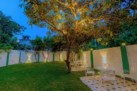 Istana Villa Mirissa - Villas