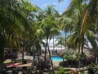 Casa Maya Hotels in El Sunzal