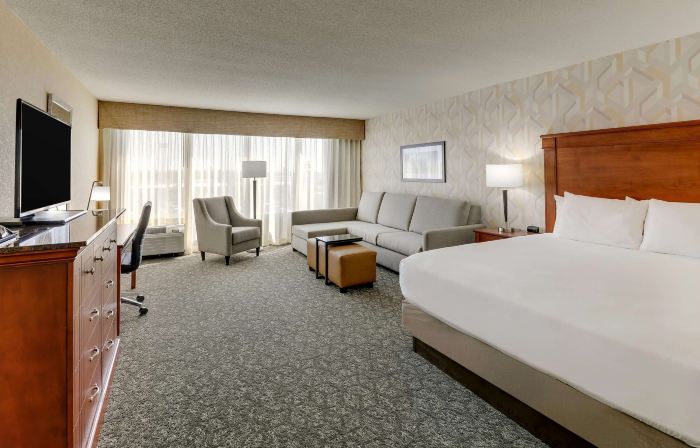 Drury Inn & Suites Marion