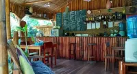 Tori's Backpackers Paradise