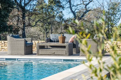 La Villa des Cèdres Hotels in Goult