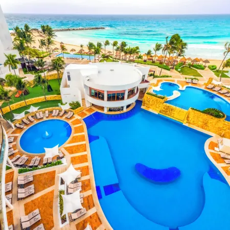 Altitude at Krystal Grand Cancun - All Inclusive
