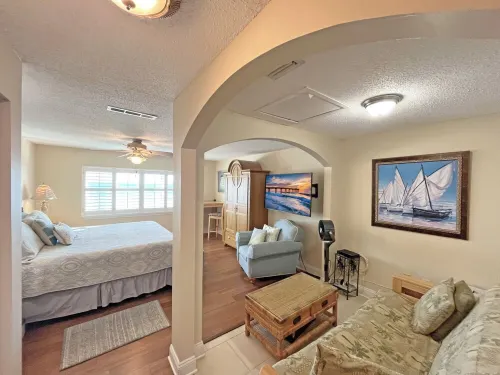 Crescent Beach I-14 Four Winds Condo