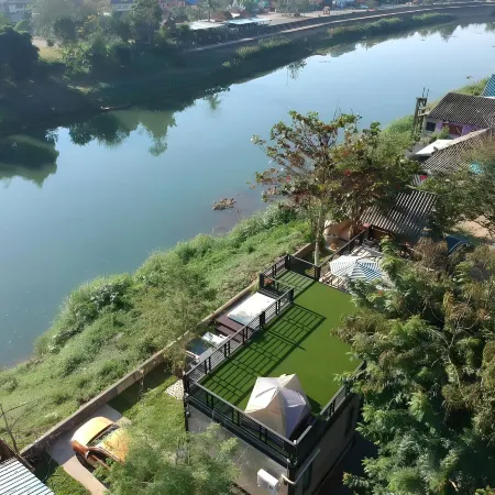 Home Nam Nan