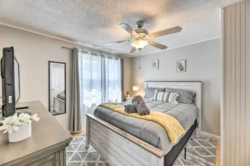 Family-Friendly Sanctuary BBQ, Patio and Yard - 3-Star