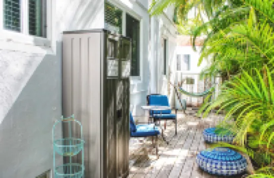 Beach Essentials and Cozy Vibe - Charming Coastal Escape