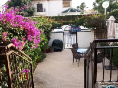 Spacious Bungalow in Quesada for 6 Hotels in Quesada