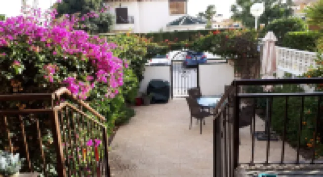 Spacious Bungalow in Quesada for 6