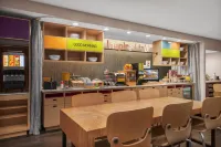 查爾斯湖希爾頓惠庭飯店 - 早餐