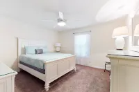 Sunny Home With Private Heated Pool, Pool Spa, Fireplace, Patio, Grill, W/d, AC - balcony