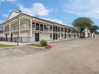 Americas Best Value Inn Austin Hotels near North Loop