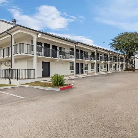 Americas Best Value Inn Austin