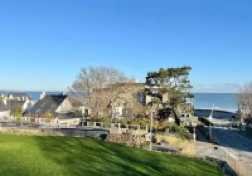 Dans Manoir Marteroy, Appartement 80m² 2 Chambres vue Mer, Plage des Rosaires