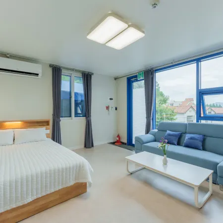 Damyang Santorini Pension 4dong