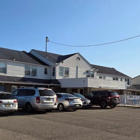 Pelican Point Motel