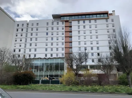 Moov'Appart Hotel Clichy