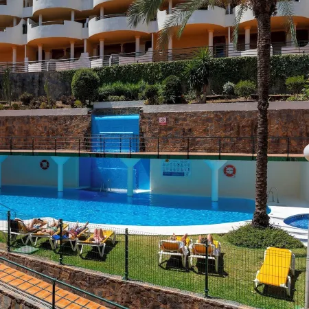 Amazing 3BD apt and Pool. Señorío de Aloha