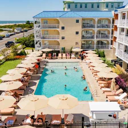 La Mer Beachfront Resort