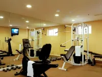 Catalina Canyon Inn - Gym
