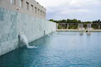 Howard Johnson Hotel & Spa Bahía Blanca - Pools