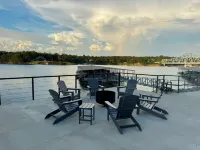Smith Lake Condo with Pool 3bd/2bath