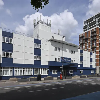 ทราเวลลอดจ์ ลอนดอน แบตเตอร์ซี โรงแรมใกล้สถานี Clapham Junction