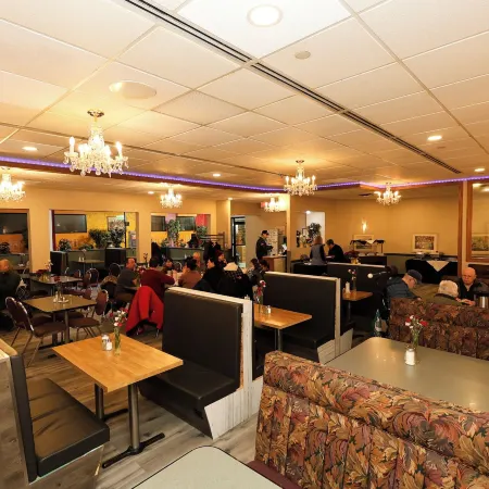 Confederation Inn