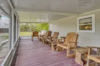 Quiet North Florida Charm Awaits - 3-Star