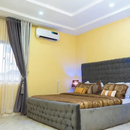 114 Luxury Apartments by Oragon Hotel