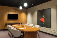 Radisson RED  Izmir Point Bornova