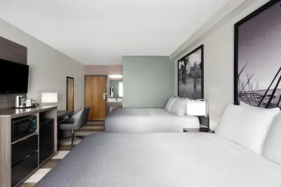 Super 8 by Wyndham Columbus Hotels in 