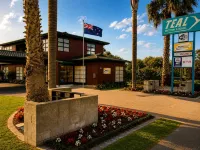 Teal Motor Lodge Hotel di 