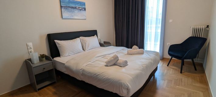 Spacious seaside flat at alimos Hotele w: Alimos