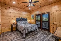 Lazy Bear Lodge 5 Bedroom Cabin by RedAwning