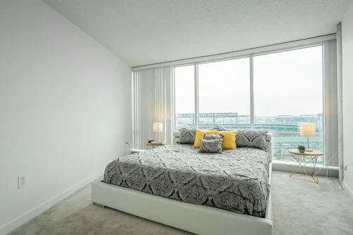 Downtown 2Br Apartment Near Convention Center 2 Bedroom Apts by RedAwning