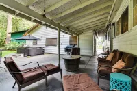 Close to Intel/nike: Large Family Home w/ Hot Tub -  Privatzimmer