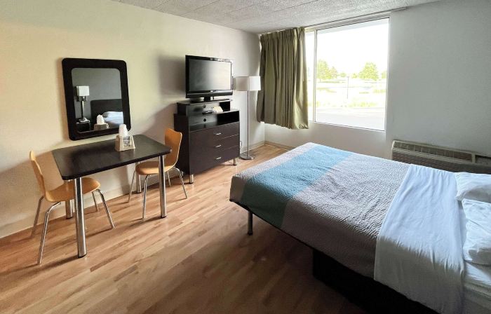 Studio 6 Suites Clarion, PA