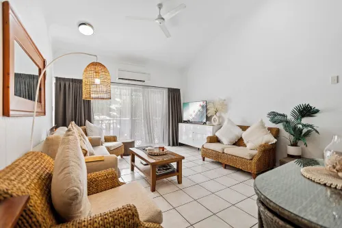 Trinity Beach Club Holiday Apartments - Pools