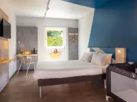 Ibis Budget Bourg en Bresse - parking