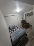 Bright & Cozy 2-Bedroom Main Floor Suite