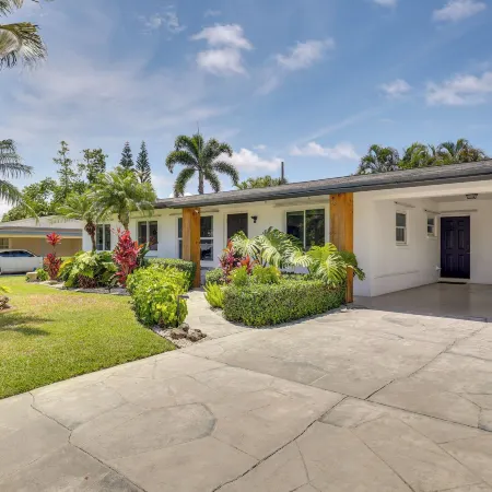 Heated Pool & Backyard Oasis in Pompano Beach!