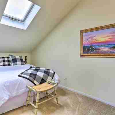 Mountain Creek Condo w/ Grill: Walk to Lifts! Rooms