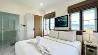Khaolak 16 Meters-Pool Villa with 3 Bedrooms 3 Bathrooms-Kokotel Montana Hotel - Holiday Apartments