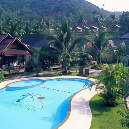Salad Beach Resort