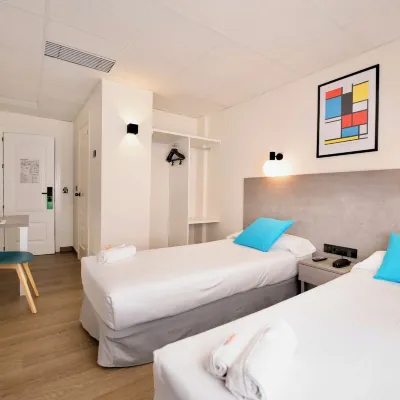 Hotel Universal Murcia Hôtels à proximité de : Palais San Esteban