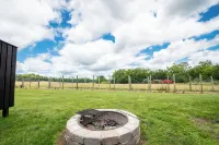 Wildlife Prairie Park - Homestays