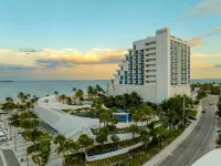 Hotel Maren Fort Lauderdale Beach, Curio Collection by Hilton - Infinity Pools