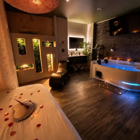 Secret Love Room Perpignan Full Équipé et Parking Privée