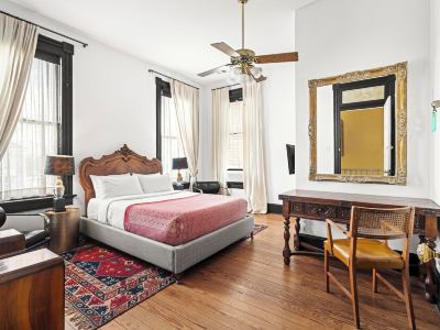 Saint Helens House-Hotel -- Historic District Near Cruise Port