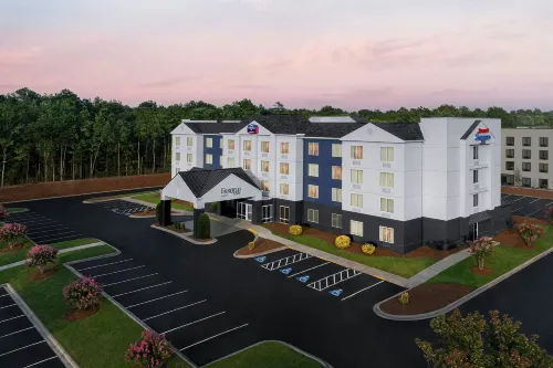 Fairfield by Marriott Inn & Suites Columbia Harbison - breakfast